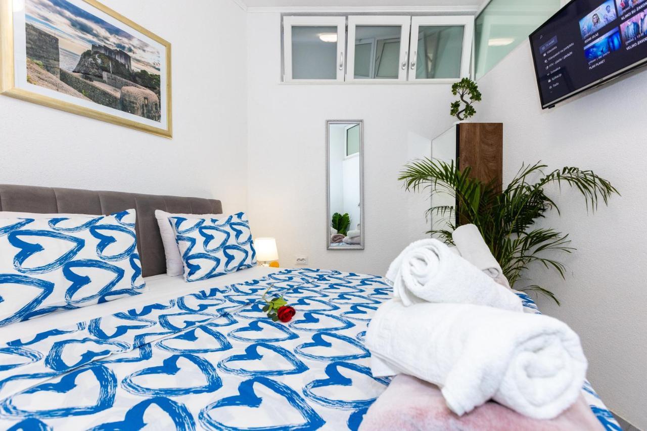 Apartment By The Way Hot Tub And Free Parking Ντουμπρόβνικ Εξωτερικό φωτογραφία