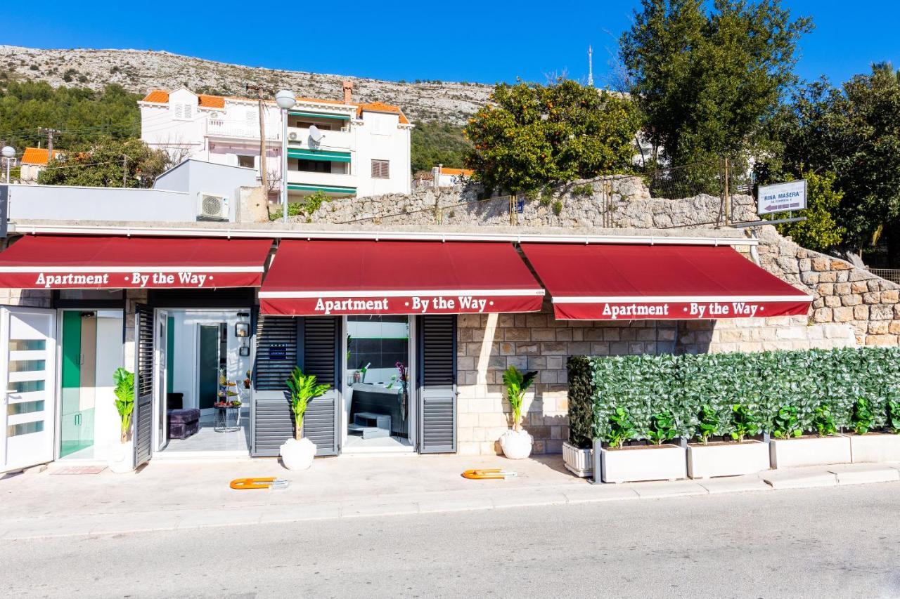Apartment By The Way Hot Tub And Free Parking Ντουμπρόβνικ Εξωτερικό φωτογραφία